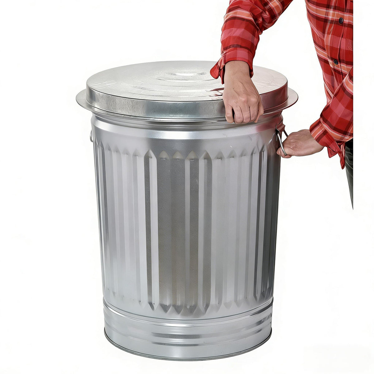 31 Gallon Galvanized Steel Trash Can with Lid U551224