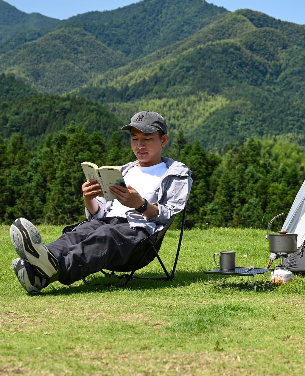 Ultralight Compact Folding Table M9009