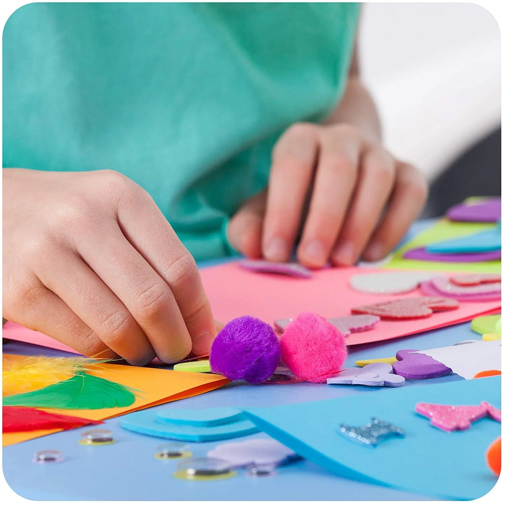 1000 Plus Piece Craft Kit for Kids T80250